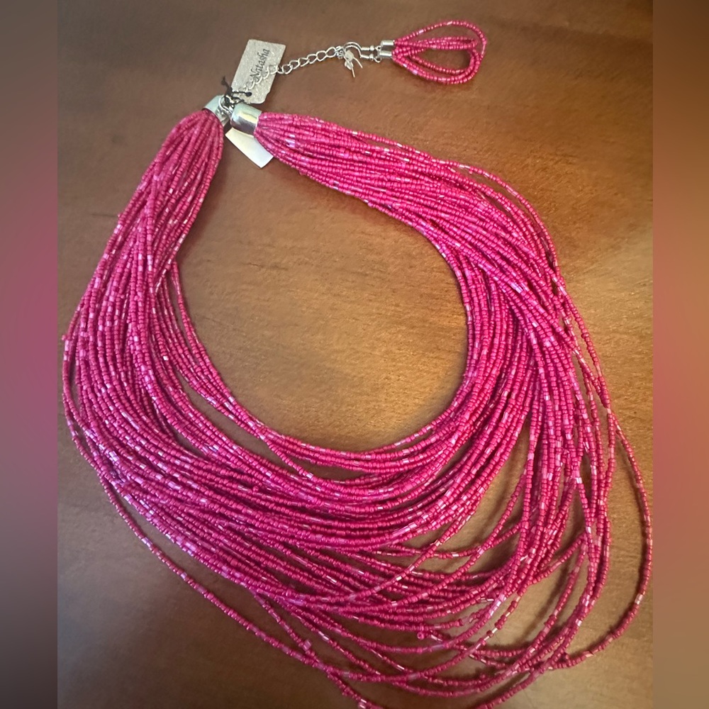 🆕 Fuschia Necklace & Earrings